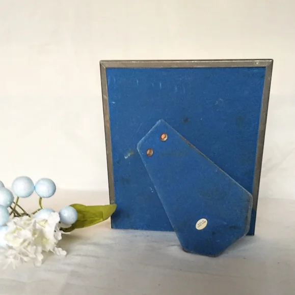 Vintage Silver Baby Theme Frame - Made in Hong Kong - Picture 8 of 9